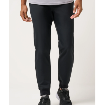 TravisMathew kalhoty OTC...